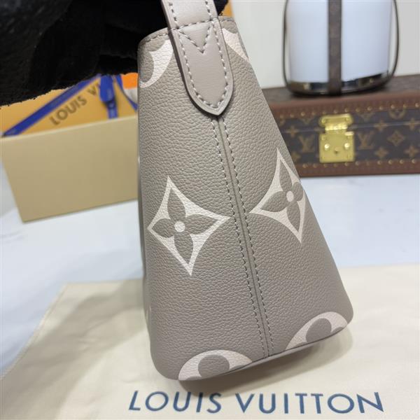 2026120181643929 130